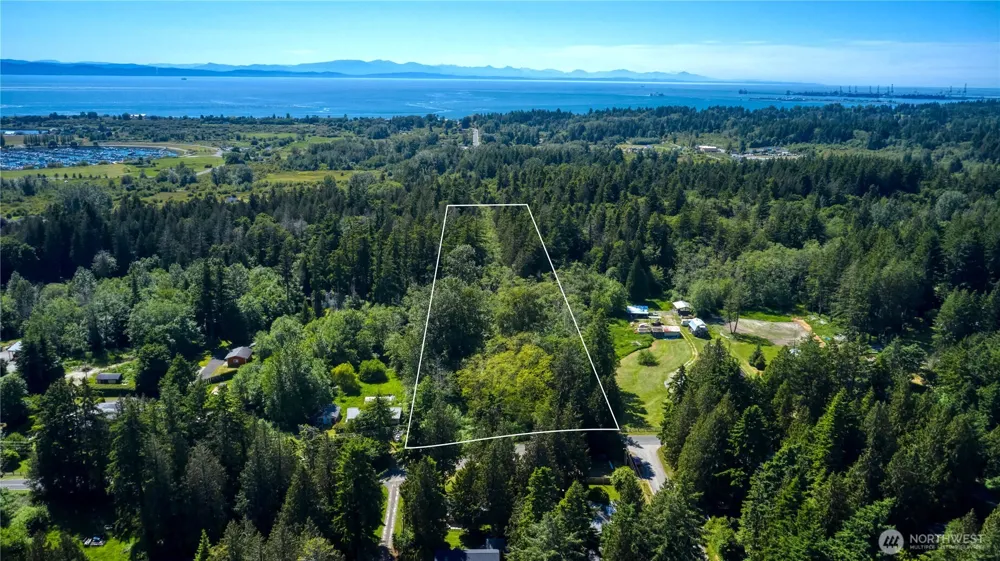 6 acres South Beach Road Point Roberts, WA 98281