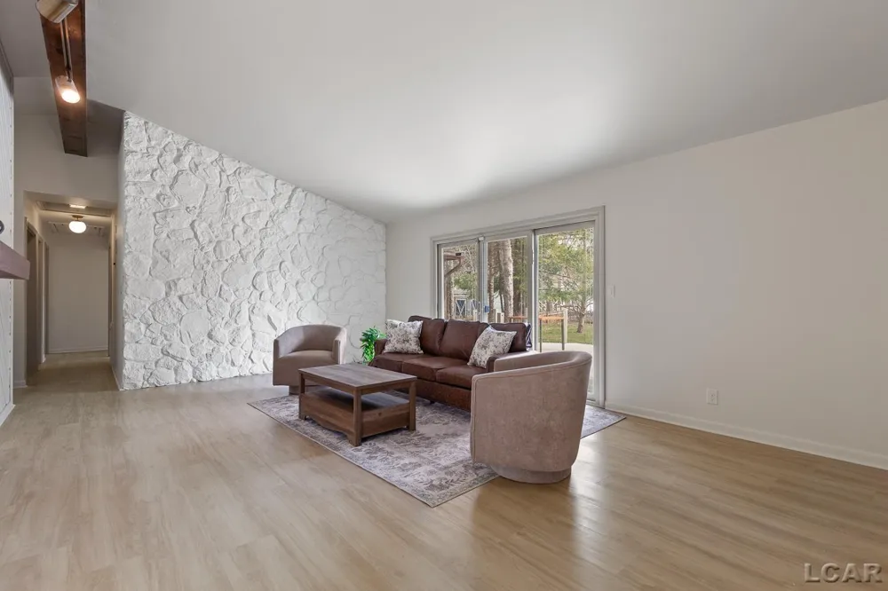306 Van Buren Street Tecumseh City, MI 49286
