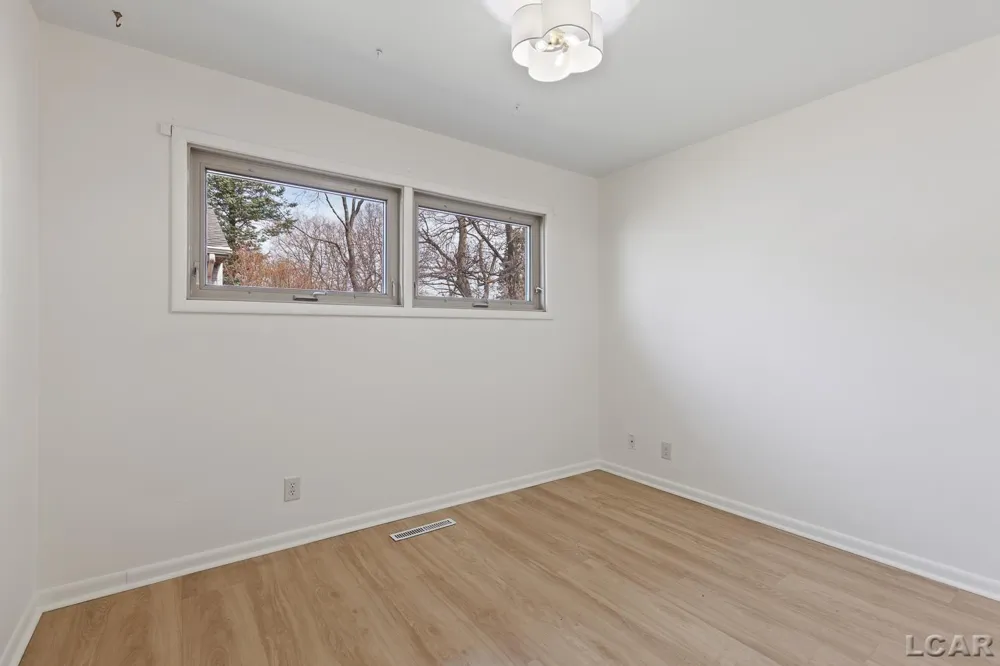 306 Van Buren Street Tecumseh City, MI 49286