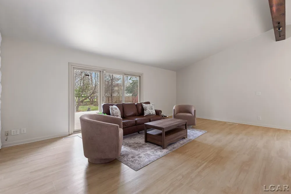 306 Van Buren Street Tecumseh City, MI 49286