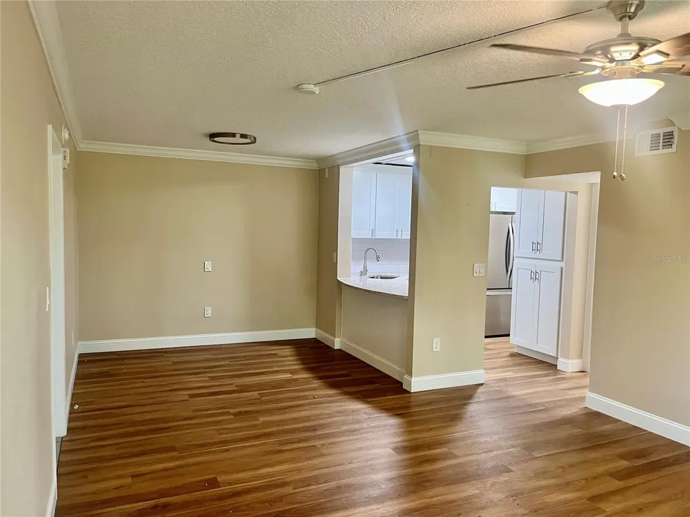 1423 PINE GLEN LANE #H2 Tarpon Springs, FL 34688