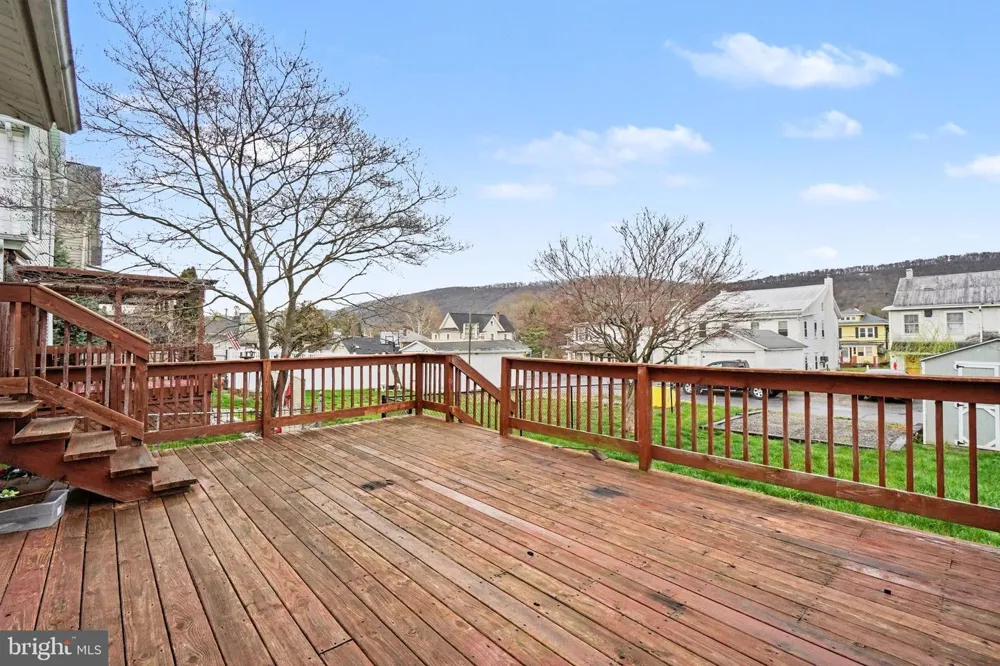 738 UNION STREET Millersburg, PA 17061