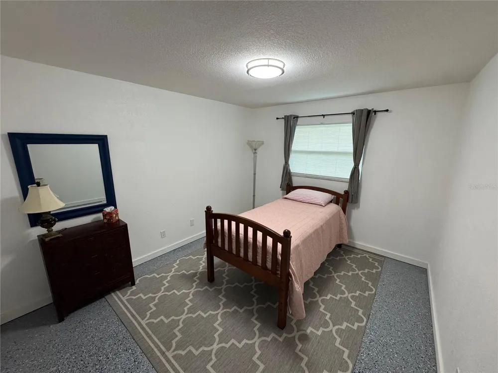 5720 13TH AVENUE #106B St Petersburg, FL 33710
