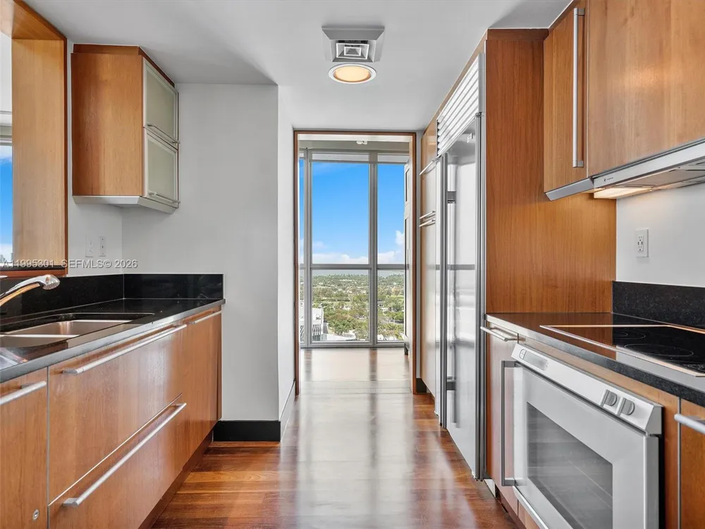 101 20th St #3302 Miami Beach, FL 33139