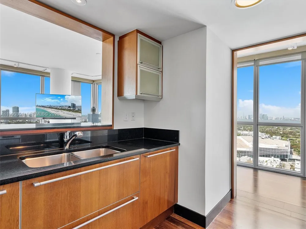 101 20th St #3302 Miami Beach, FL 33139