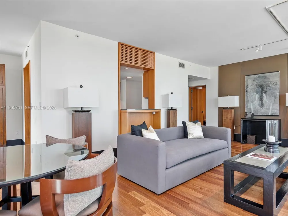 101 20th St #3302 Miami Beach, FL 33139