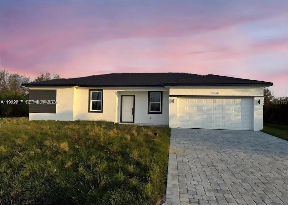 12168 Van Gough Ave Port Charlotte, FL 33981