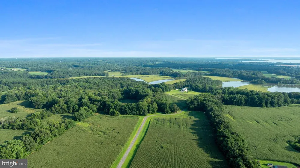 1960 OLD ANCHOR RD Huntingtown, MD 20639