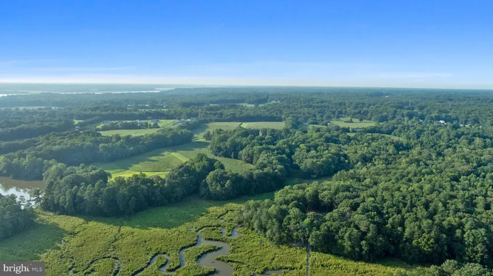1960 OLD ANCHOR RD Huntingtown, MD 20639