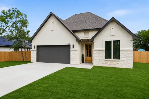 122 W Pauwela Lane