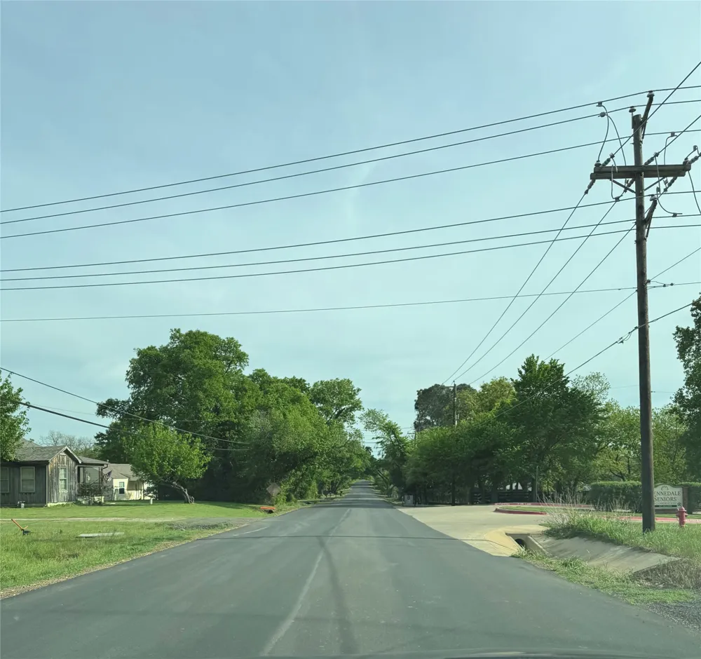 1 Kennedale New Hope Road Kennedale, TX 76060