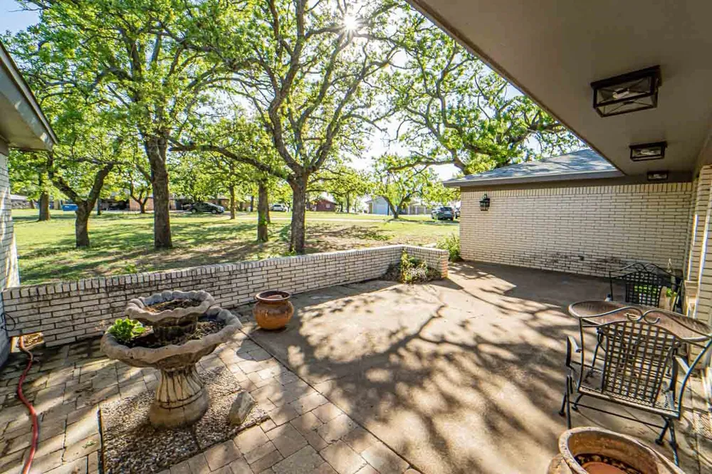 10325 County Road 197 Breckenridge, TX 76424