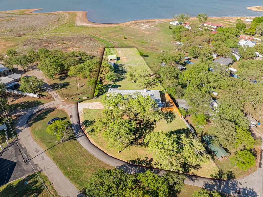 10325 County Road 197 Breckenridge, TX 76424