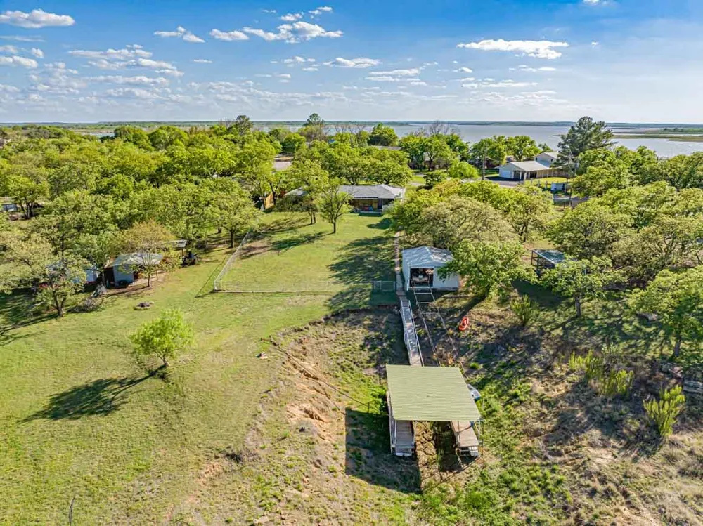 10325 County Road 197 Breckenridge, TX 76424