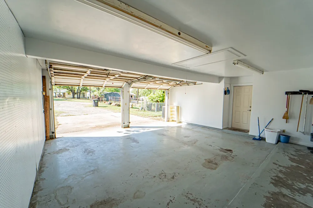 10325 County Road 197 Breckenridge, TX 76424