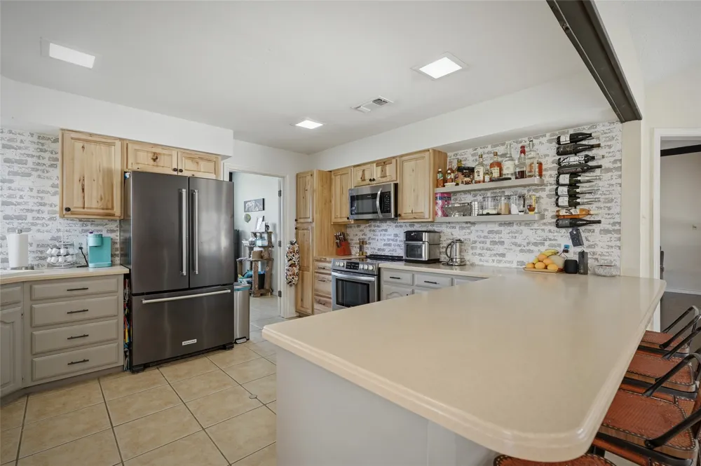 501 Van Zandt Street Tioga, TX 76271