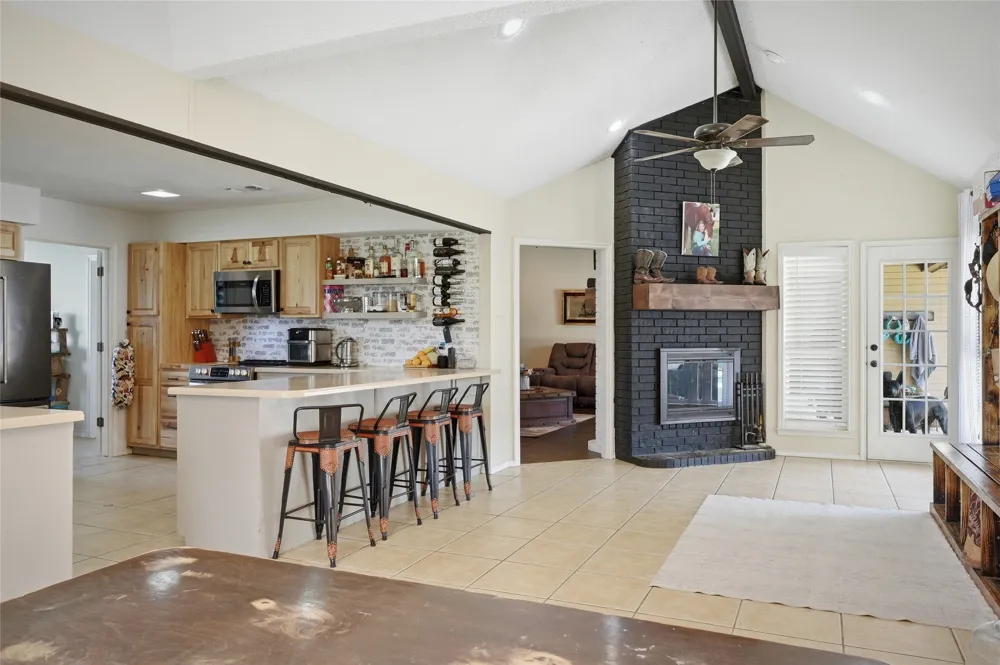 501 Van Zandt Street Tioga, TX 76271