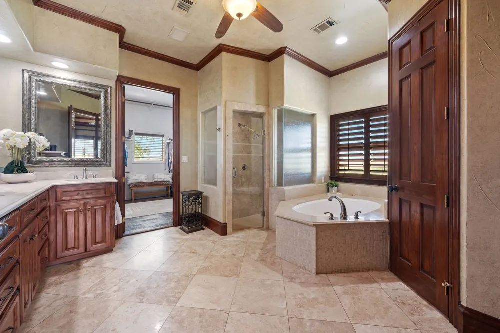 2454 W SH 380 Jacksboro, TX 76458