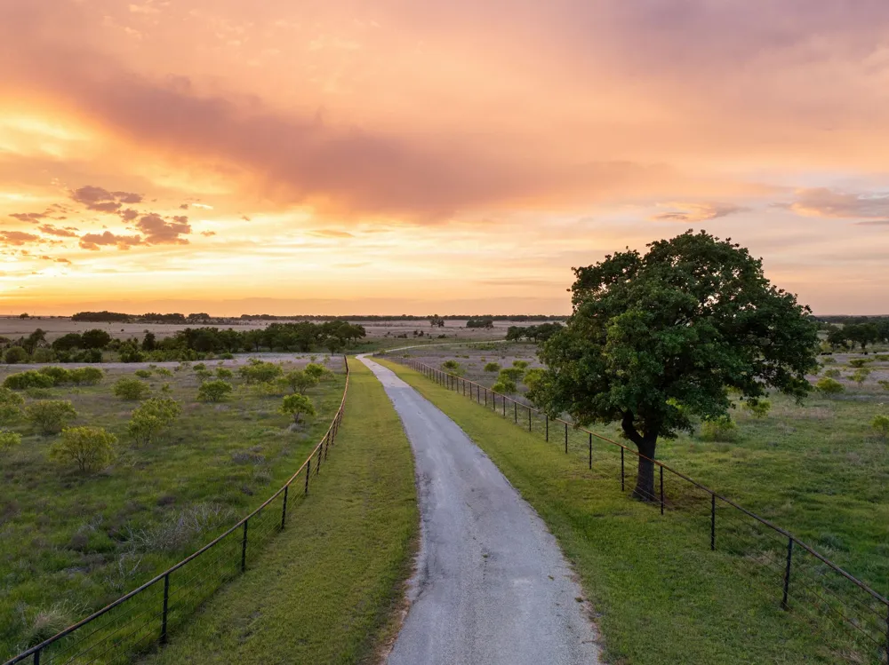 2454 W SH 380 Jacksboro, TX 76458