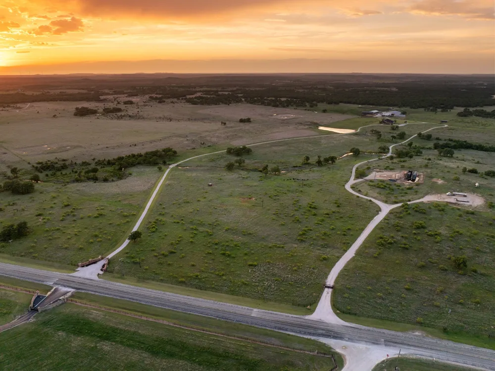 2454 W SH 380 Jacksboro, TX 76458