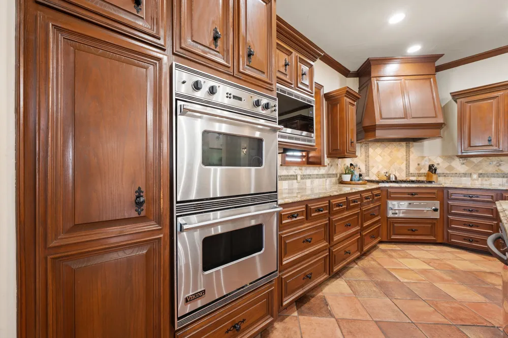 2454 W SH 380 Jacksboro, TX 76458