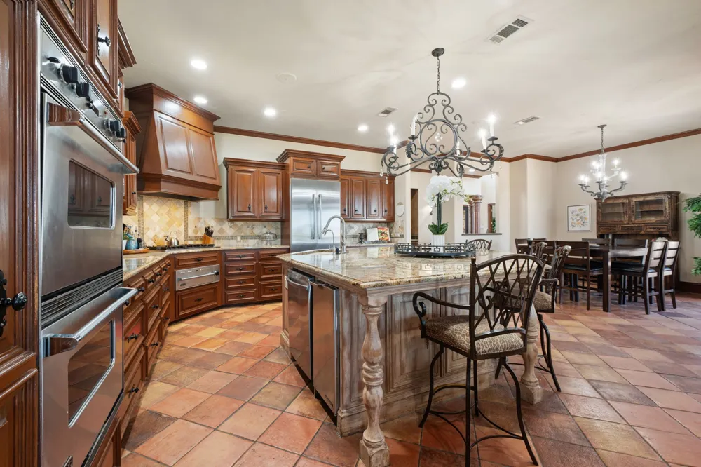 2454 W SH 380 Jacksboro, TX 76458