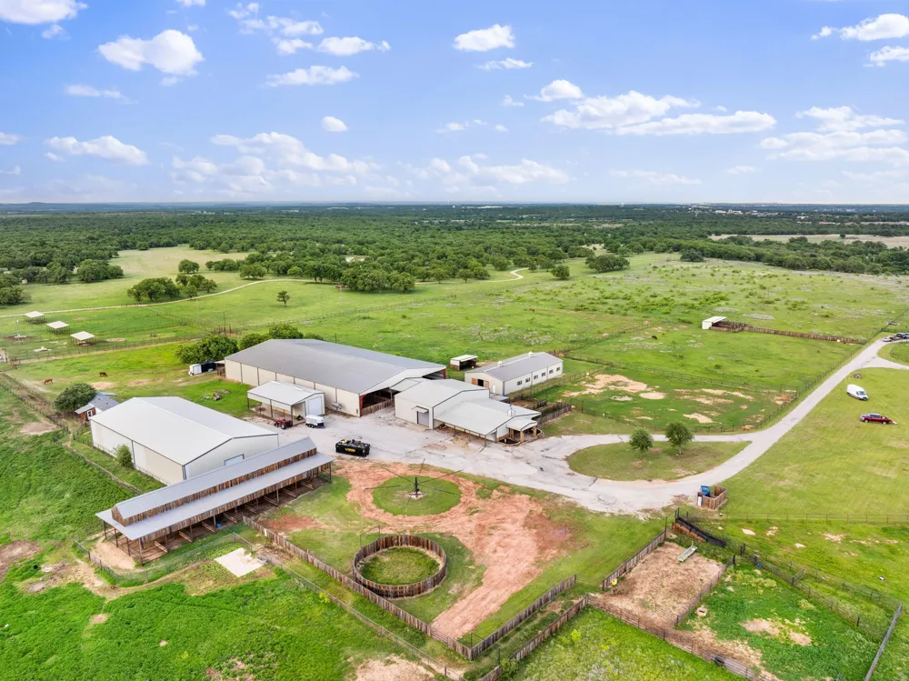 2454 W SH 380 Jacksboro, TX 76458