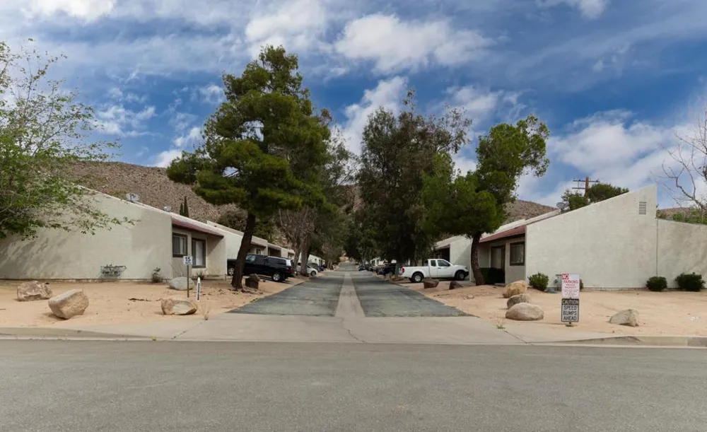 56279 Buena Vista #18 Yucca Valley, CA 92284