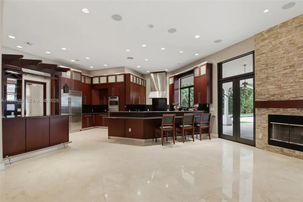 6200 SW 97th Ave Miami, FL 33173