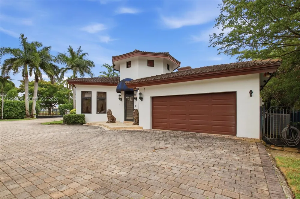 6200 SW 97th Ave Miami, FL 33173