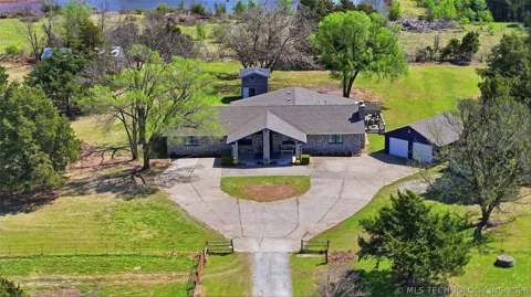 1587 County Road 5244