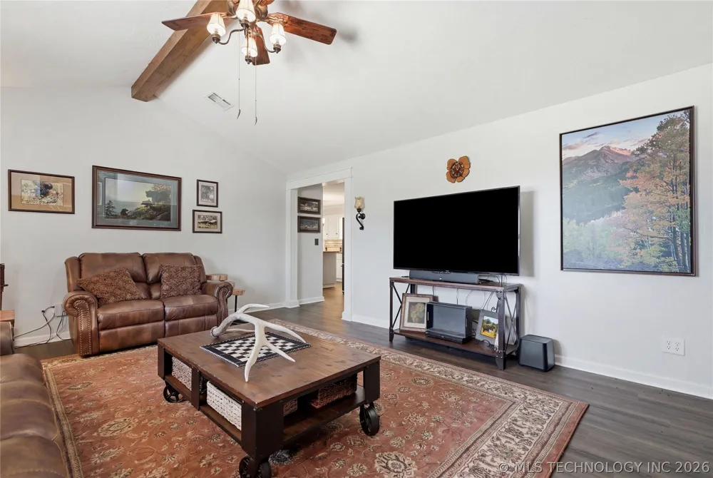1587 County Road 5244 Hominy, OK 74035