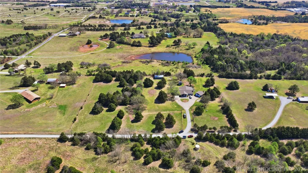 1587 County Road 5244 Hominy, OK 74035