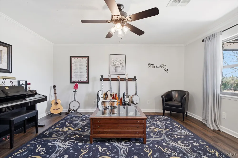 1587 County Road 5244 Hominy, OK 74035