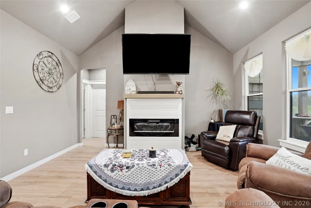 25115 S 519 ROAD Park Hill, OK 74451