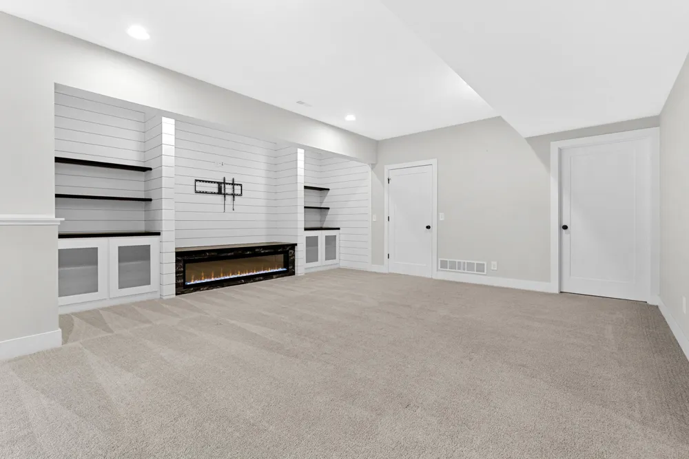 5414 Bradley Court Kalamazoo, MI 49009