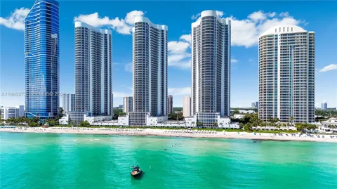 16001 Collins Ave #4102