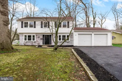 59 EMERALD LANE