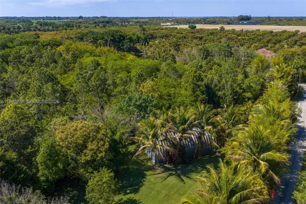 15000 SW 200th St Miami, FL 33187