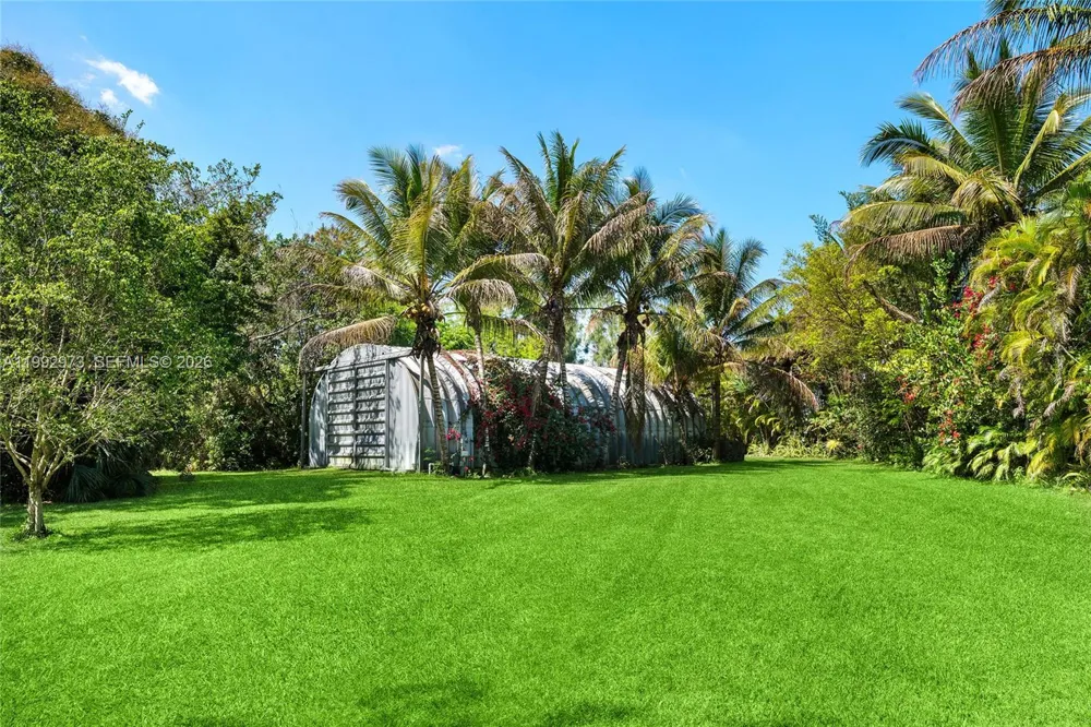 15000 SW 200th St Miami, FL 33187