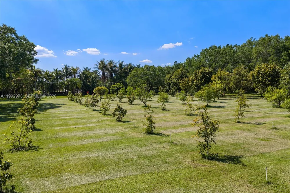 15000 SW 200th St Miami, FL 33187