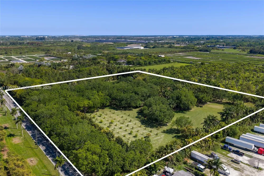 15000 SW 200th St Miami, FL 33187