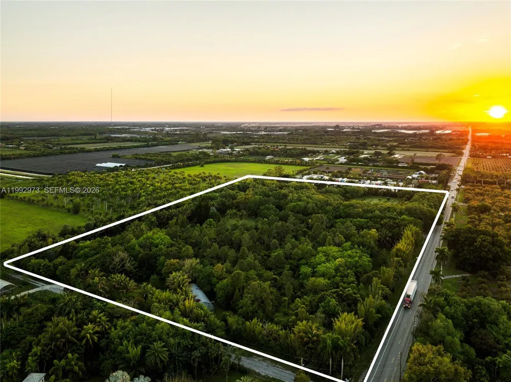 15000 SW 200th St Miami, FL 33187