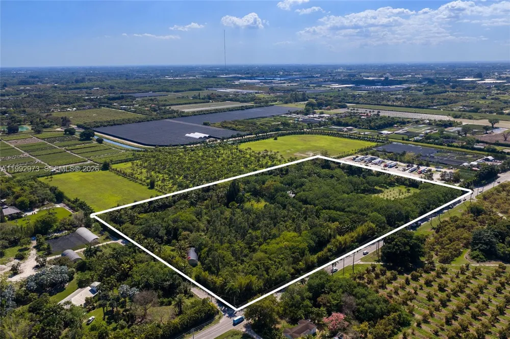 15000 SW 200th St Miami, FL 33187