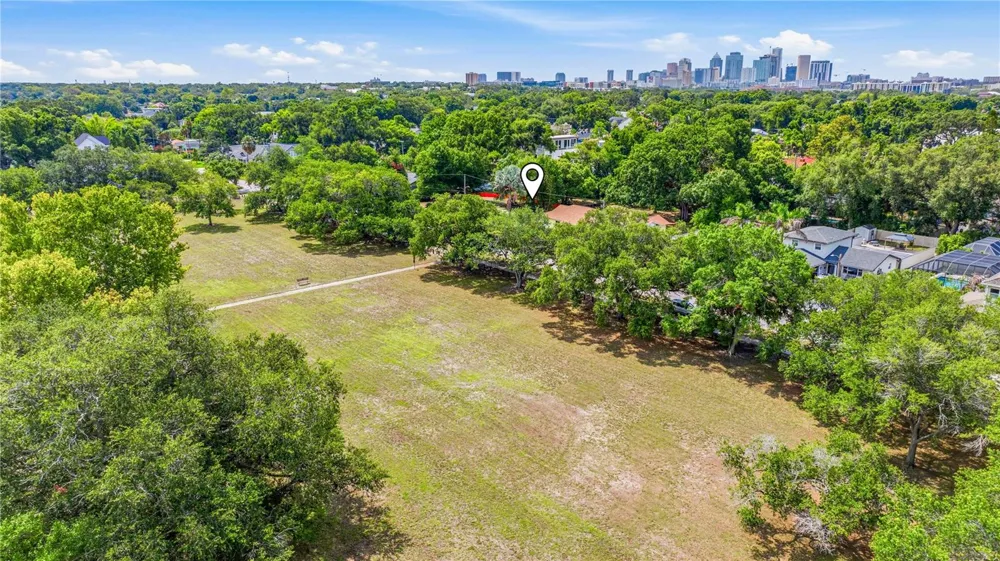 1019 W CORAL STREET Tampa, FL 33602