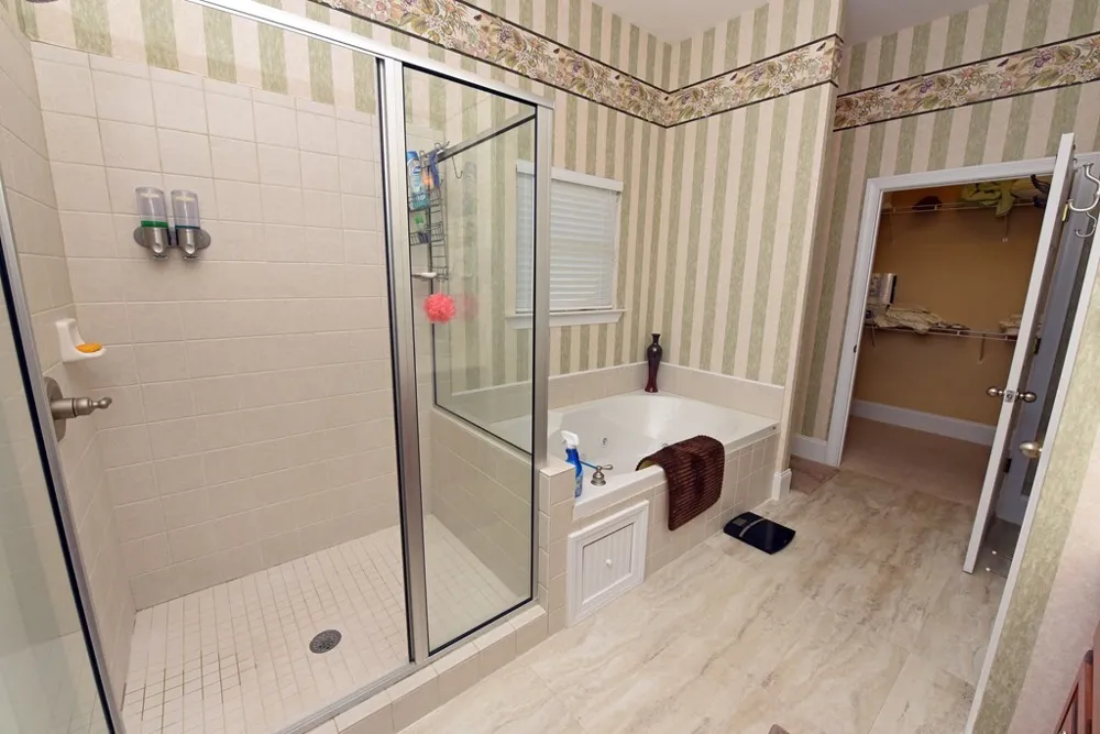 1724-H Watercrest Way Young Harris, GA 30582