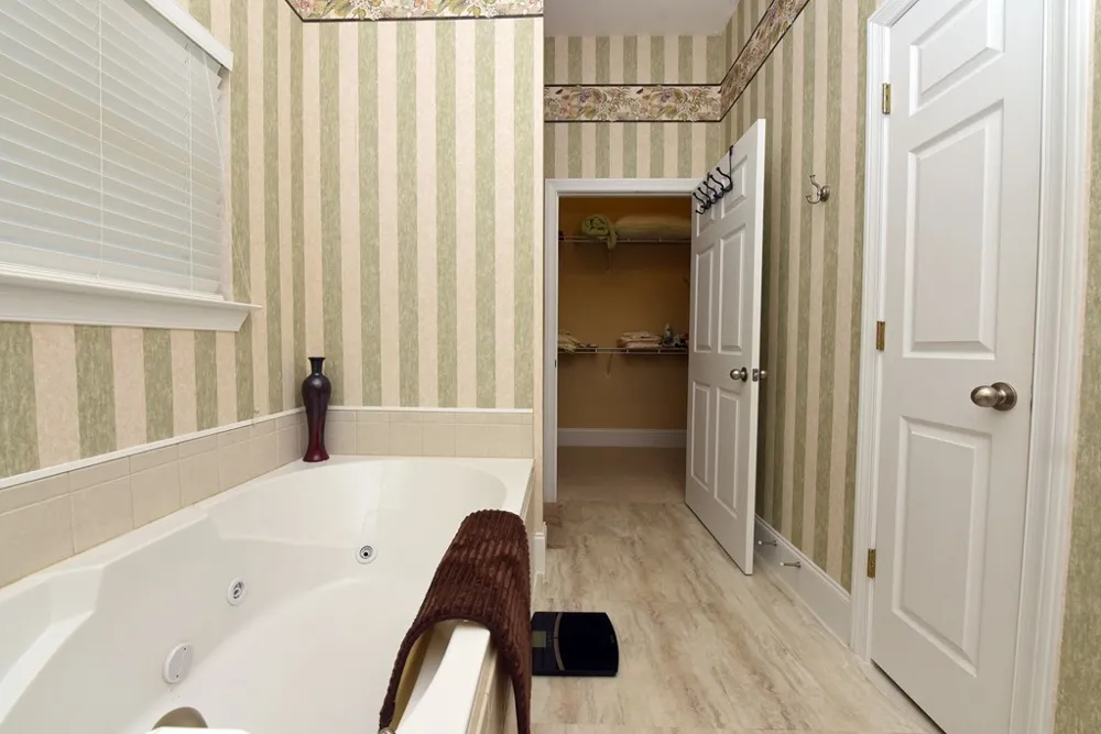 1724-H Watercrest Way Young Harris, GA 30582