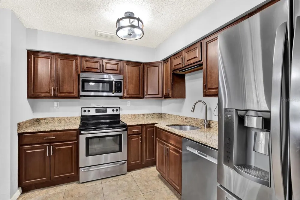 7395 18TH STREET St Petersburg, FL 33702