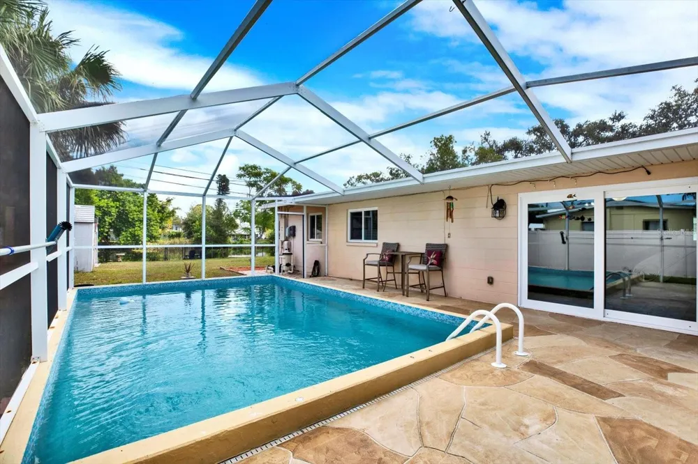 7395 18TH STREET St Petersburg, FL 33702
