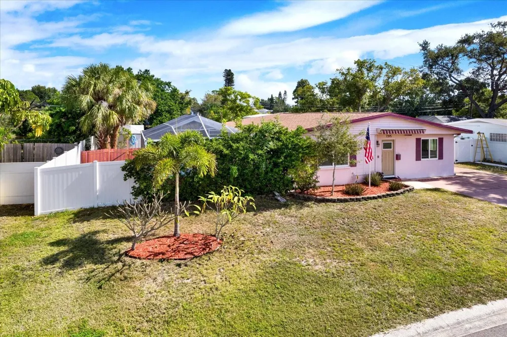 7395 18TH STREET St Petersburg, FL 33702